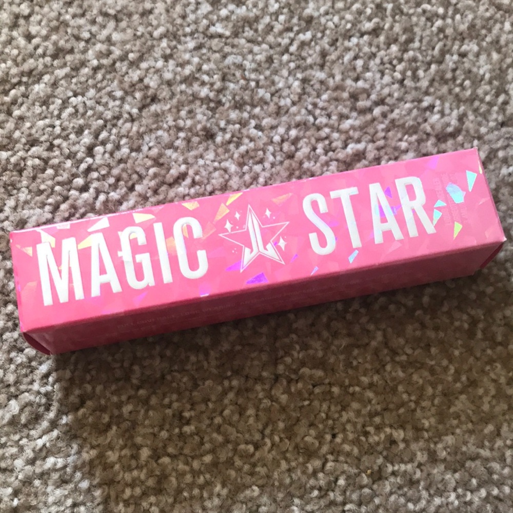 Magic star concealer Lavender